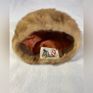 Vintage Mr. D’s Mink Fur Hat w/lining